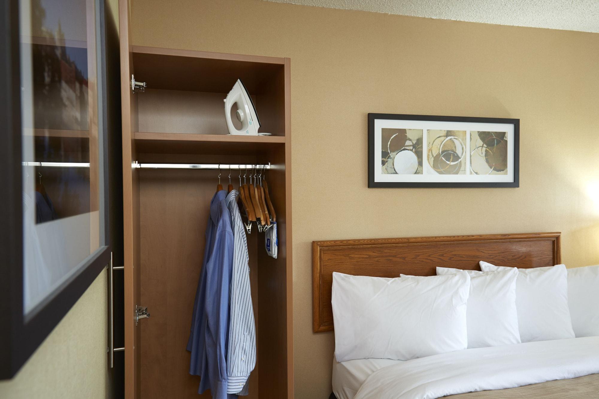 Comfort Hwy 401 Mini-hôtel Kingston